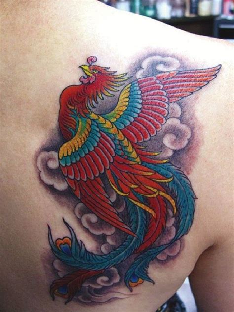 tatouage phoenix|Tatouage de phoenix – Signification et 120 dessins